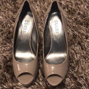 Guess patent shoes